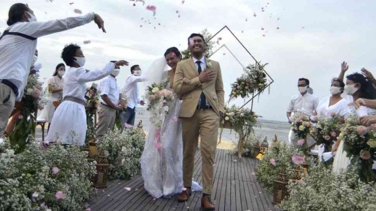 Ilustrasi resepsi pernikahan gaya kekinian|dok. ANTARA FOTO/Fikri Yusuf, dimuat cnnindonesia.com