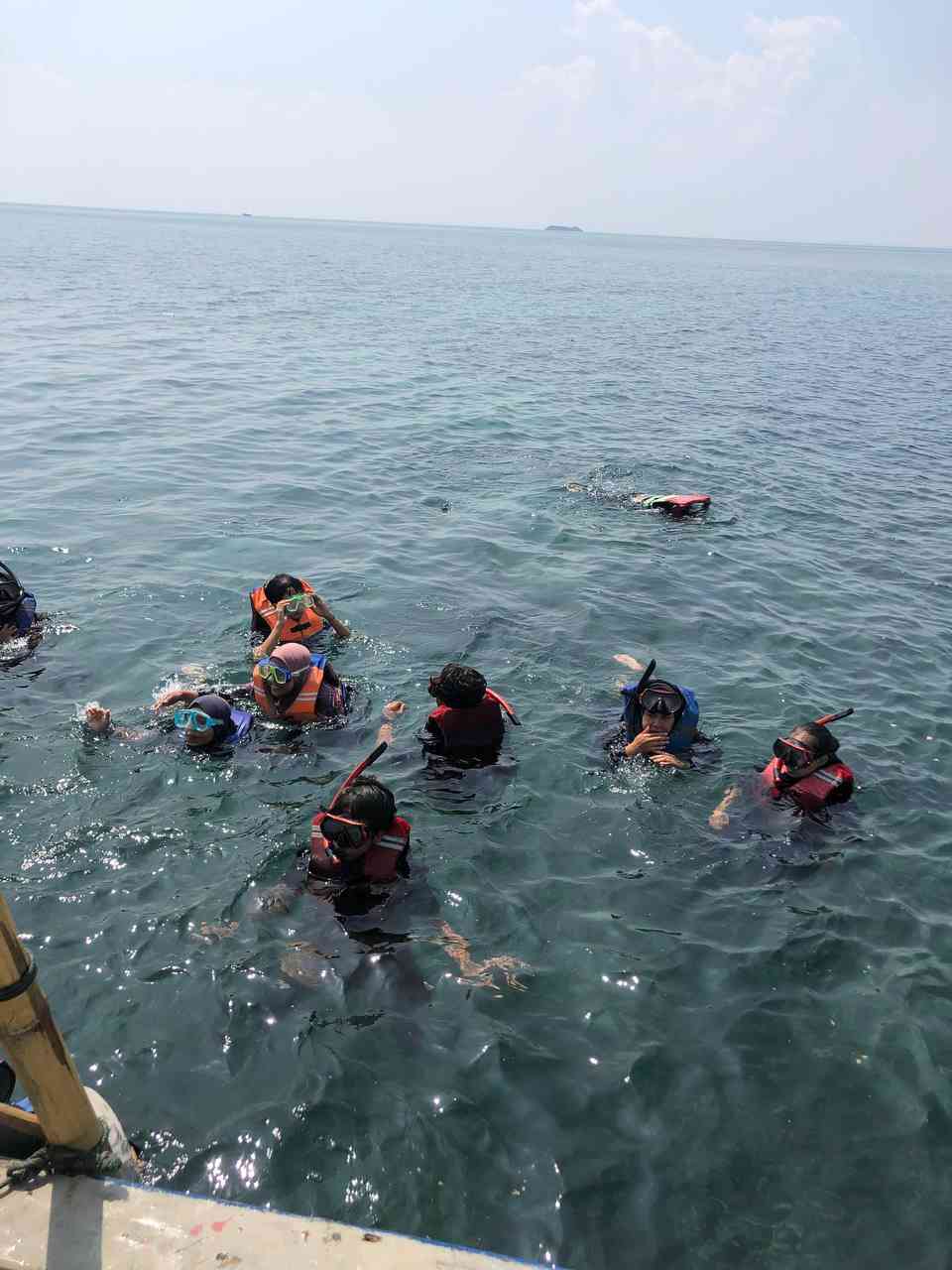Menjelajahi Keindahan Tersembunyi: Pesona Pulau Liwungan, Surga Tropis di Lepas Pantai Tanjung Lesung