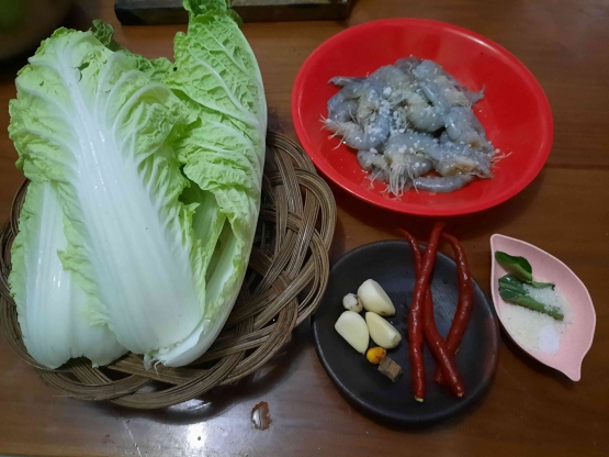 Bahan pecak udang. | Dokumentasi pribadi Yuliyanti