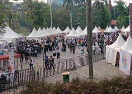 Suasana Festival di outdoor Senayan Park, April 2023 (foto dokumen pribadi)