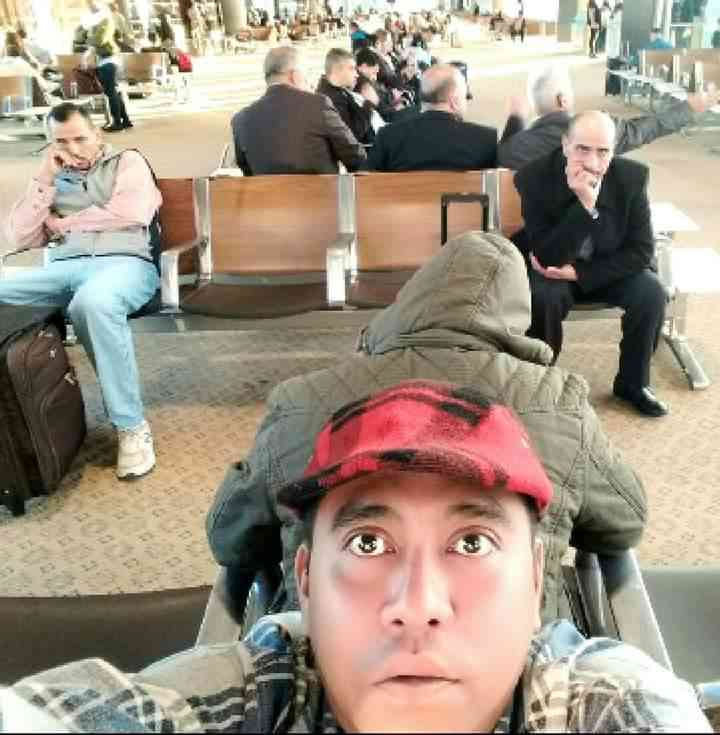 Ruang tunggu di Bandara Internasional Cairo, Egypt. (Dok. Pribadi).