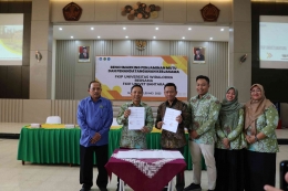 Penadatanganan kerjasama antara Universitas Veteran Bangun Nusantara dan Universitas Wiralodra (Sumber: Humas Univet Bantara)