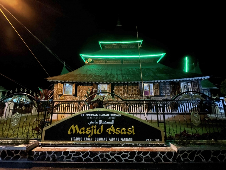 Masjid Asasi Padang Panjang (Dokpri)