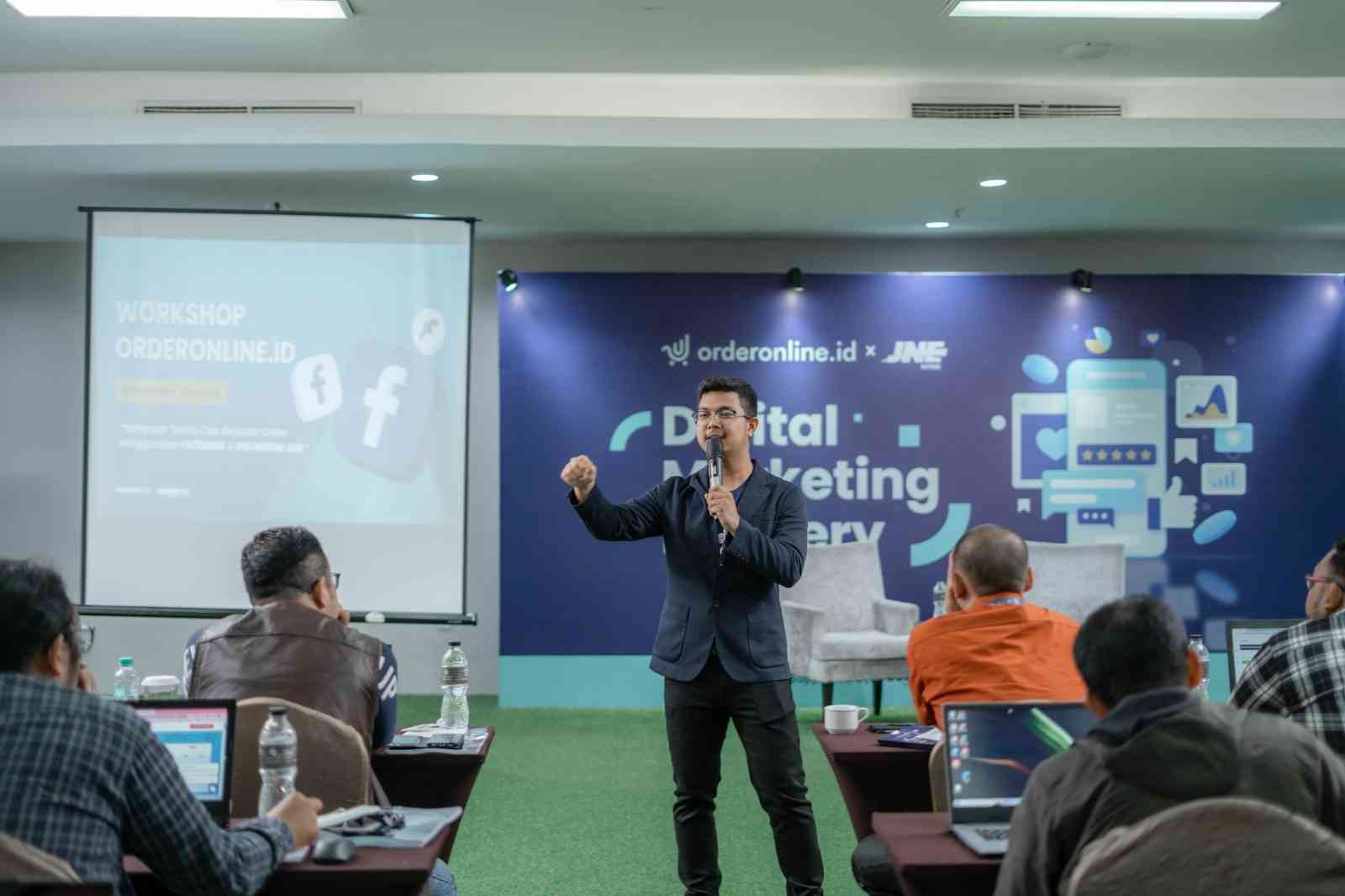 Menggali Kekayaan Digital: Mengenal Para Ahli Pembicara Digital Marketing