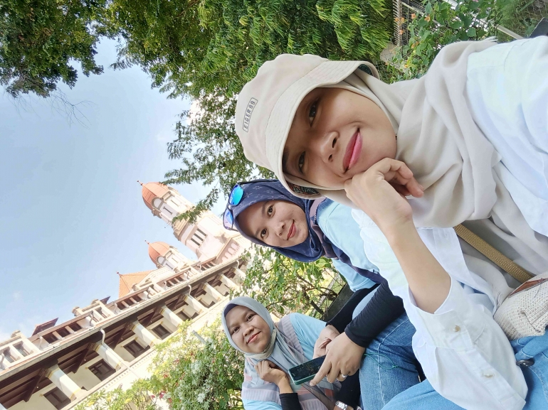 Foto bersama Guru Penggerak Angkatan 6 di Lawang Sewu (dokpri)