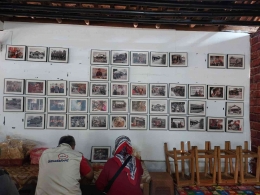 Dokumentasi foto di salah satu tembok laksa Pak Inin,dokpri:@indahnoing