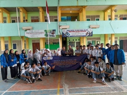Foto bersama Universitas Pamulang dengan siswa/i SMK Bina Putra Mandiri (15/05/2023). Dokpri