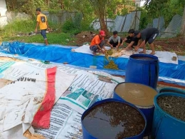Ket: Rumen/brodot dan air cucian ditampung dan dtambah starter Pumakkal untuk Pupuk Cair Organik, Sumber: Dok Pribadi