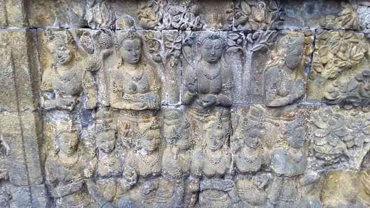 Relief dinding Candi Prambanan (Dok. Pribadi).