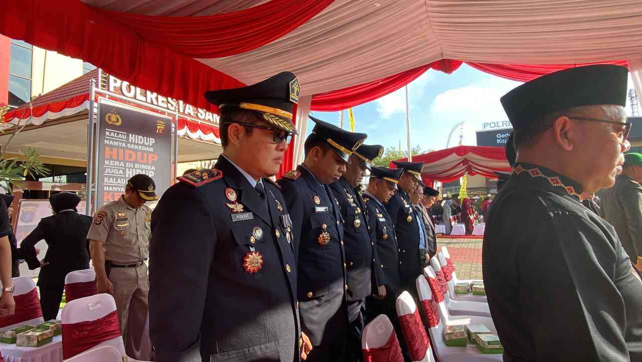 Peringati Hari Bhayangkara Ke 77, Hidayat Kalapas Ikuti Upacara Di Mako ...