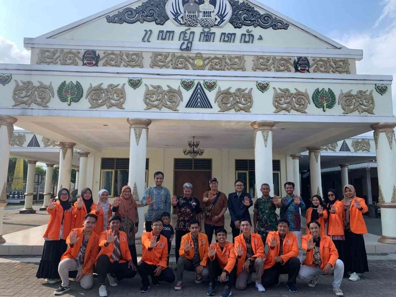 (TIM PPK Ormawa: Foto Stop Kekerasan pada Anak)