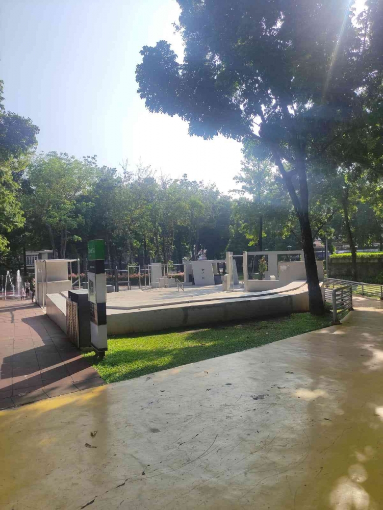 Taman Puring Dijadikan Tempat Parkour, Memikat Minat Generasi Muda ...