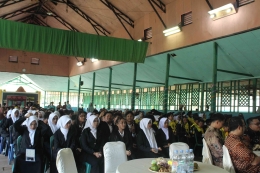 Foto siswa-siswi wisudawan SMP Indah Makmur. Sumber foto : SMP Indah Makmur.