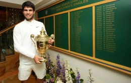 Carlos Alcaraz sang juara baru tunggal putra Wimbledon/foto: Wimbledon.com