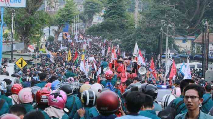 Manajemen Aksi Kolaboratif Dan Positif Begitu Penting Bagi Mahasiswa ...