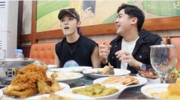 Taeyong NCT dan Jerome Polin Makan di Restoran Padang (instagram.com/jeromepolin)