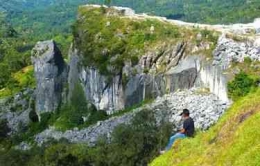 Ilustrasi menikmati indahnya bukit batu di Timor (Travel-Kompas)