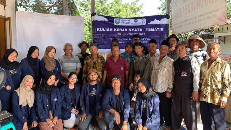 Sosialisasi Peningkatan Hasil Budidaya Rumput Laut - (foto : dokumentasi pribadi)