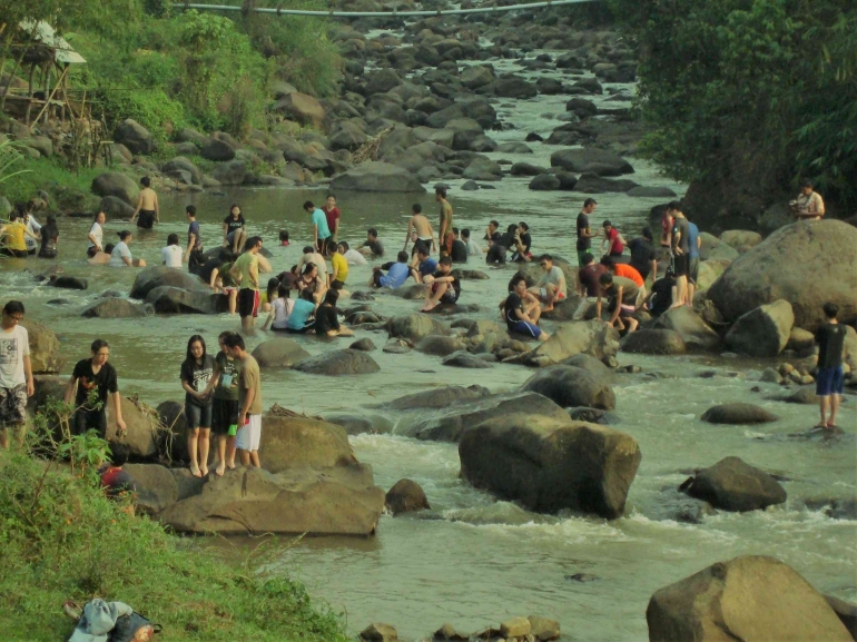 Ciblon di sungai Ciherang (foto: dokumen pribadi)
