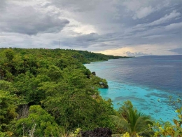 Tebing Ampombero, Pulau Tomia, Wakatobi (Dokumentasi Pribadi)
