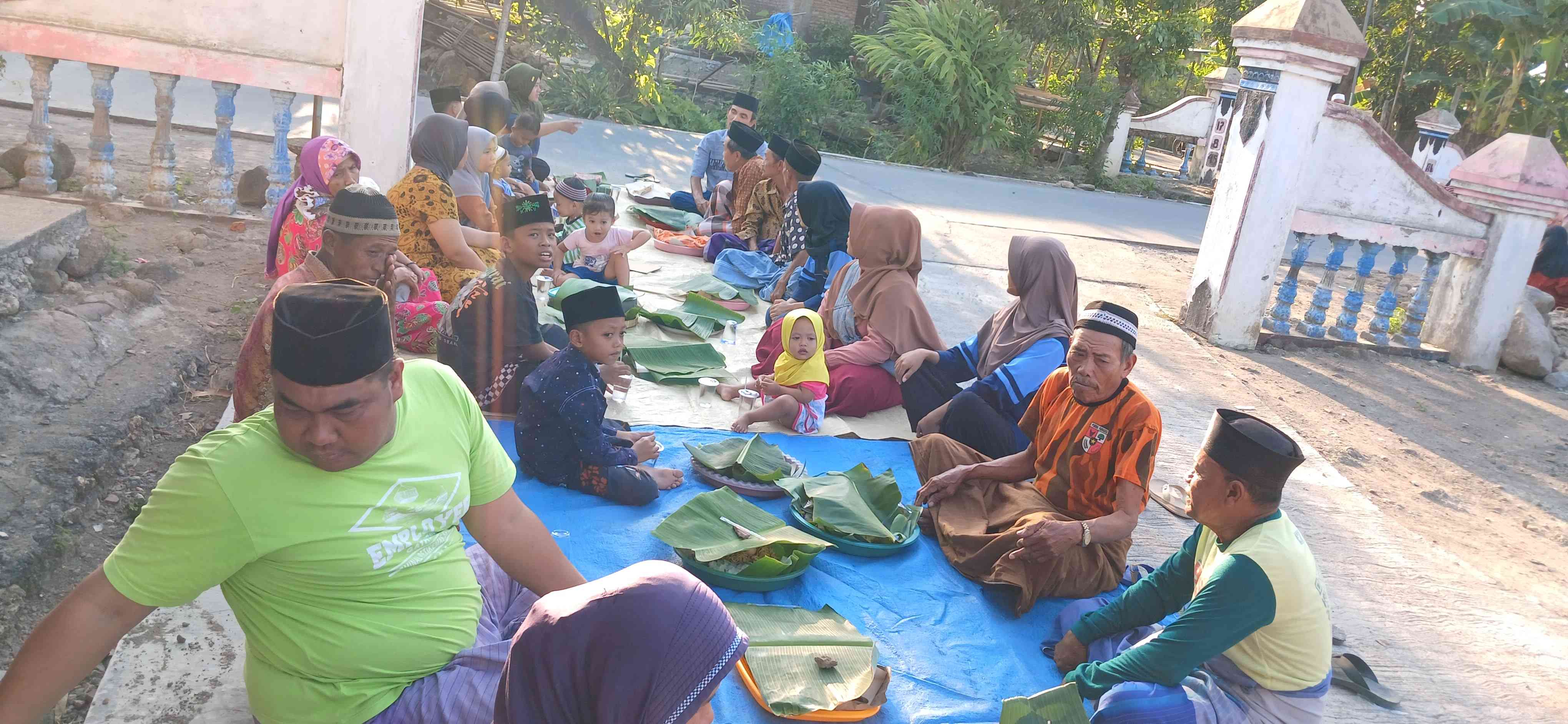 Rayakan 1 Suro, Mahasiswa KKN UIN Walisongo Ikuti Tradisi Bancakan ...