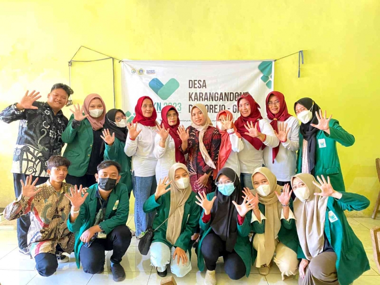 Foto Bersama Kader Kesehatan Karangandong (Dokpri)