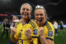 Pemain Swedia merayakan kemenangan/foto: FIFA.com