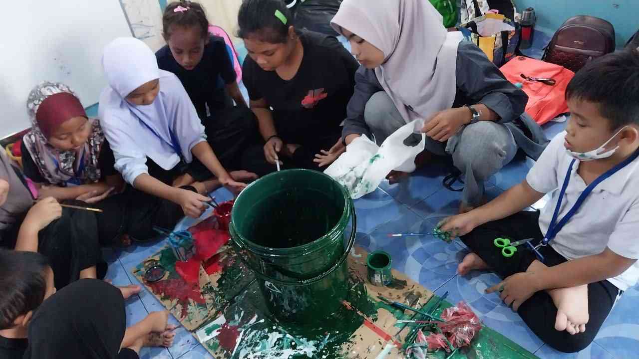 Mengurangi Tumpukan Sampah: Petualangan Edukasi Pemilahan Sampah Yang ...