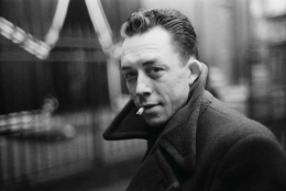 Albert Camus (sumber: Newyorker.com/Henri Cartier-Bresson)
