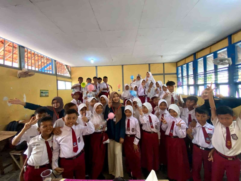 Dokumentasi Pribadi - Partisipasi Siswa-Siswi terkait Eksperimen Sains