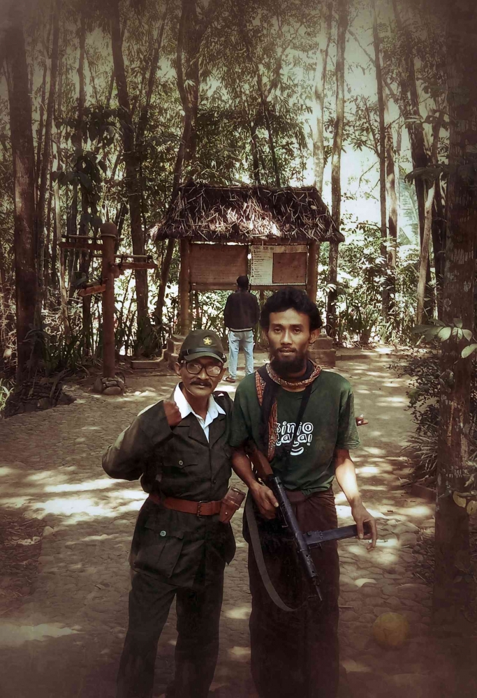 Dokpri Eko Irawan foto bersama Mohammad Yasin pengelola tomboan ngawonggo Tajinan kab.malang