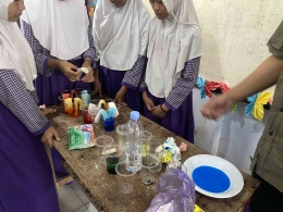 Kabupaten Pemalang (03/8/2023) - Eksperimen Kimia Sederhana/Dokumentasi pribadi