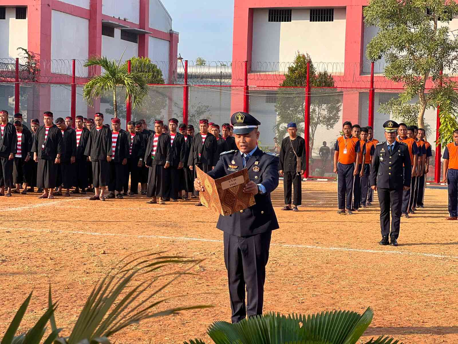 Upacara Peringatan HUT RI Ke-78 Lapas Narkotika Kelas IIA Pamekasan ...