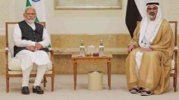 Perdana Menteri India Narendra Modi (kiri) bertemu dengan Presiden Uni Emirat Arab (UEA) Sheikh Mohamed bin Zayed Al Nahyan. | Sumber: ANI