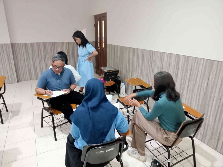 Dok. FIB UNAIR