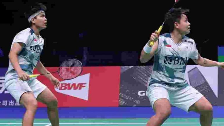 Apri/Fadia pastikan medali Kejuaraan Dunia Bulutangkis (Foto Facebook.com/Badminton Indonesia) 
