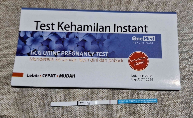Alat tes kehamilan instan (Sumber: koleksi pribadi)