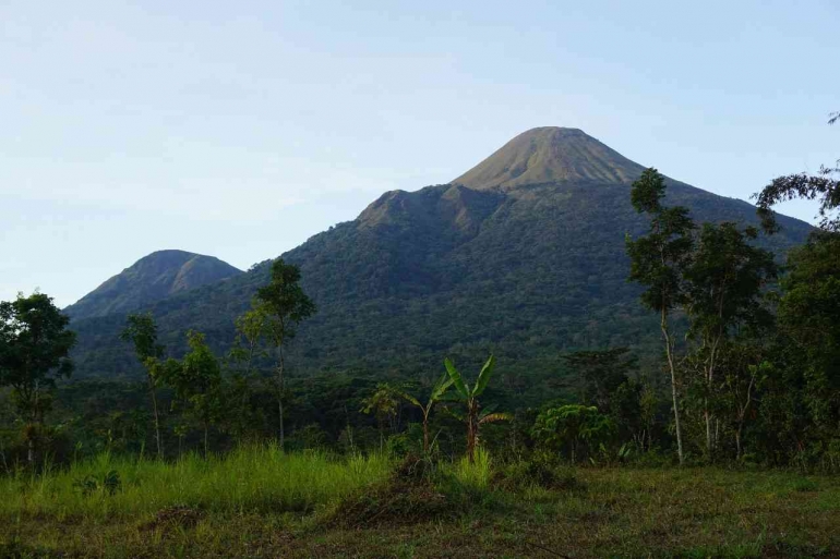 Gunung Penanggungan dari Base Camp Tamiajaeng (dok.pri)