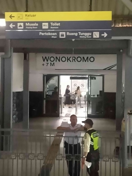 Stasiun Wonokromo Surabaya (foto dokpri)