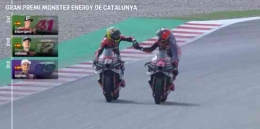 Duo Aprilia, Aleix Espargaro dan Maverick Vinales merayakan kemenangan di GP Catalunya, Barcelona. Sumber: @MotoGP