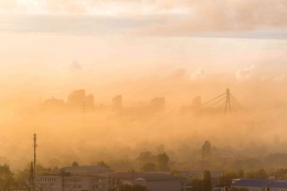 Ilustrasi polusi udara: freepik.com