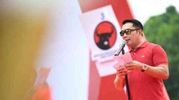 Sosok eks Gubernur Jawa Barat Ridwan Kamil kasih kode keras untuk bisa menjadi pendamping Ganjar Pranowo, Sumber : cnbcindonesia.com