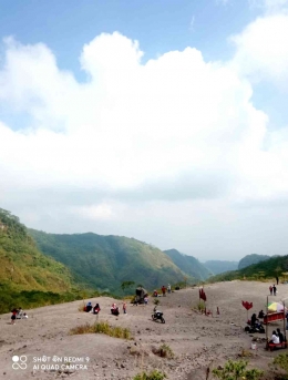 View Puncak Gunung Kelud (Sumber: Foto Pribadi)