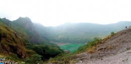 Kawah Gunung Kelud (Sumber: Foto Pribadi)