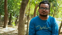 Samsul Arifin menggagas trembesi sebagai solusi polusi. (Dok. Satu Indonesia Awards)