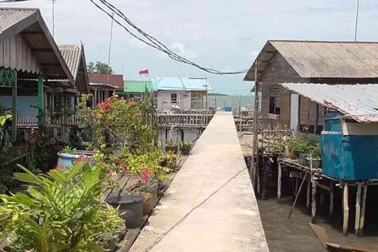 Pemukiman di Tanah Ulayat di Pulau Rempang (Source: regional.kompas.com)