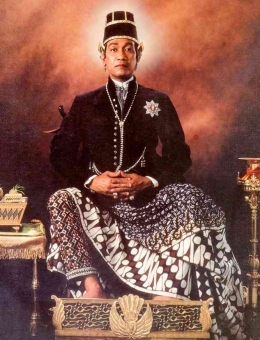 Govt. of Yogyakarta - Hamengkubuwana X (wikipedia.org)