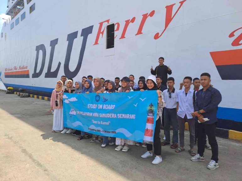 Kegiatan Study On Board SMK Pelayaran Wira Samudera (Sumber: Nitinegoro57)