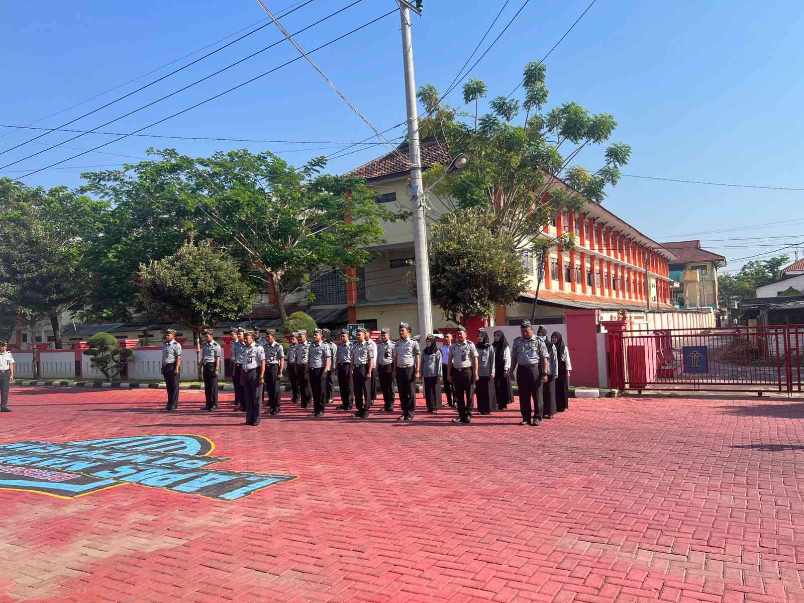 Lapas Narkotika Kelas IIA Pamekasan Gelar Upacara Peringatan Hari ...