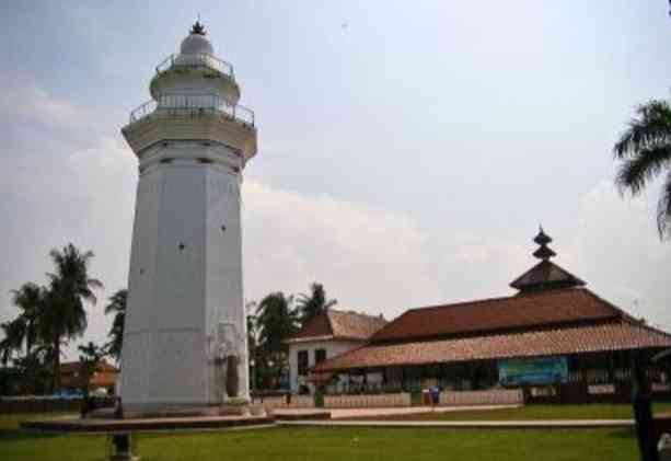 Masjid Agung Banten (picture by kebudayaan.kemendikbud.go.id)